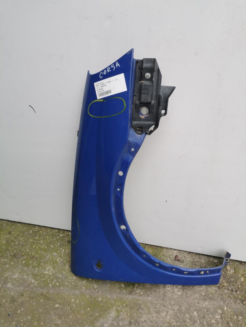 Aile avant droit OPEL CORSA C PHASE 1  - 1