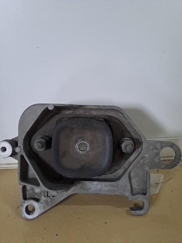 Support de boite RENAULT KADJAR PHASE 1 Essence - 1
