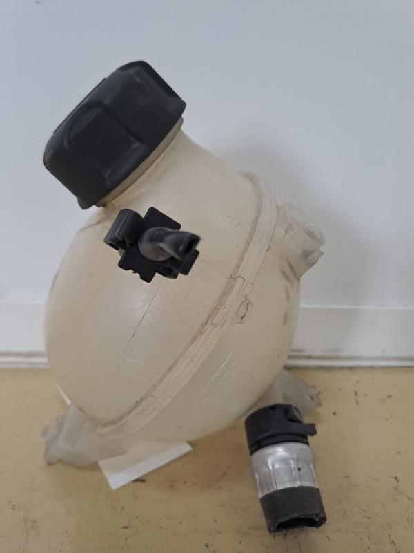 Vase d'expansion CITROEN C4 CACTUS Essence - 1