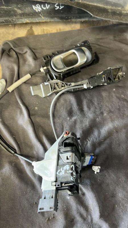 Serrure arriere droit CITROEN C3 3 PHASE 1 Essence - 1