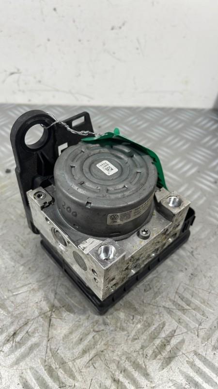 Bloc ABS (freins anti-blocage) VOLKSWAGEN GOLF Diesel - 1