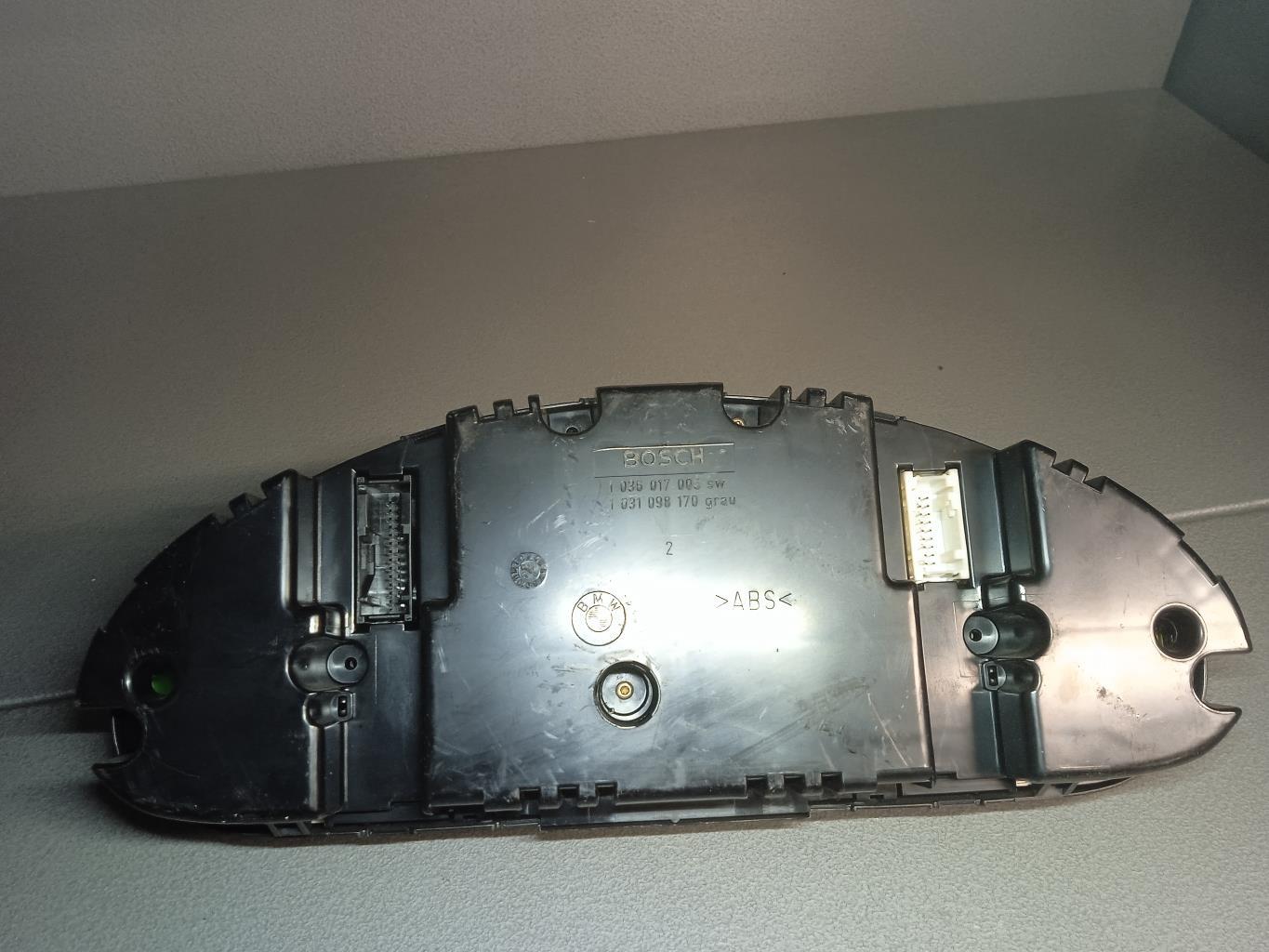 Compteur BMW SERIE 3 E46 Essence - 1