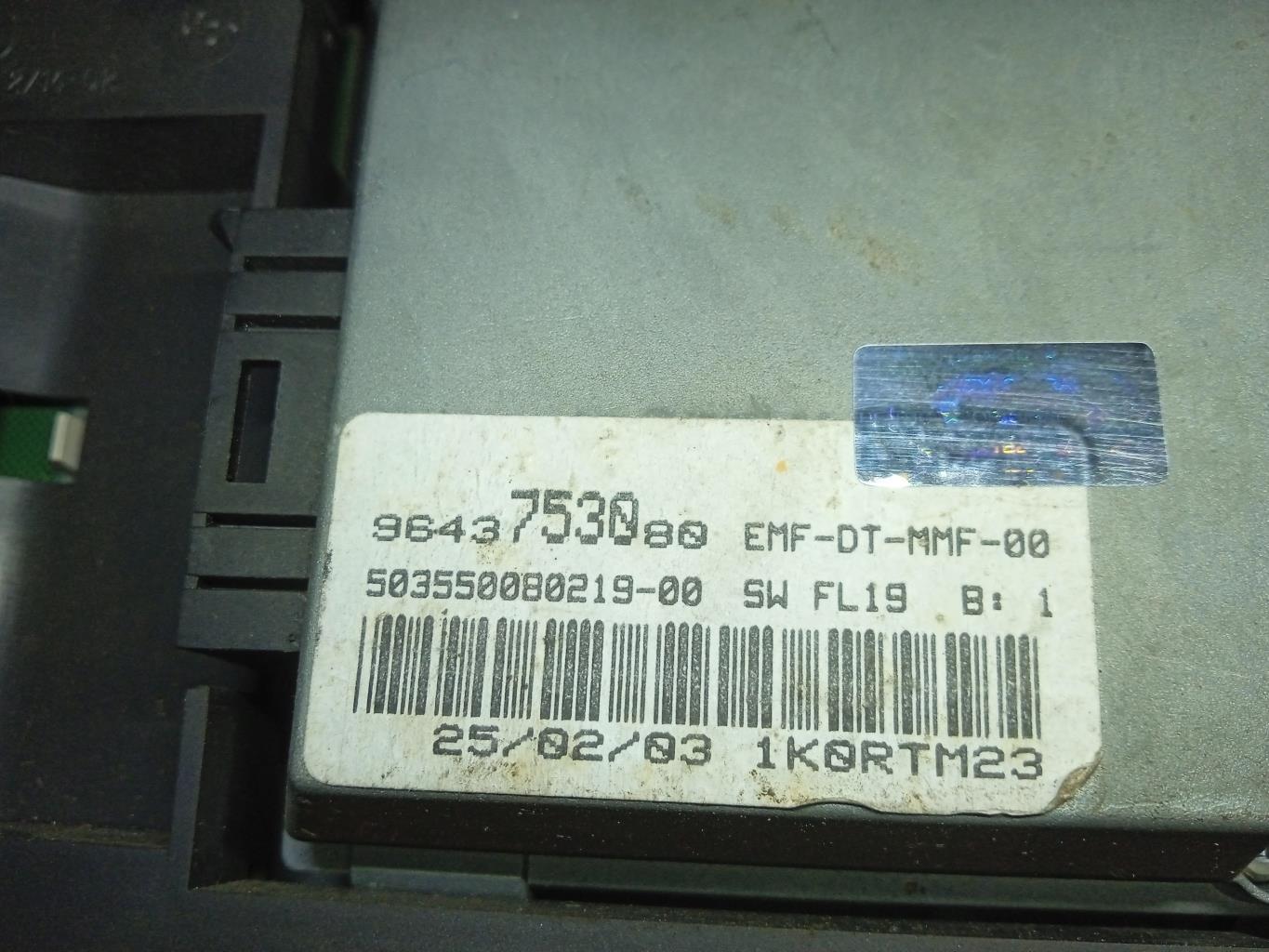 Compteur PEUGEOT 807  - 1