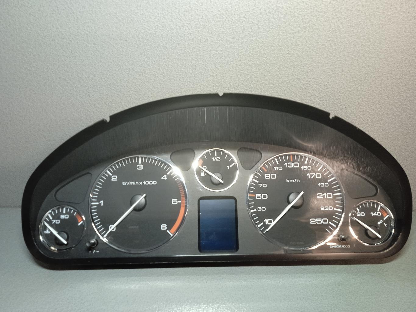 Compteur PEUGEOT 407 PHASE 1  - 1