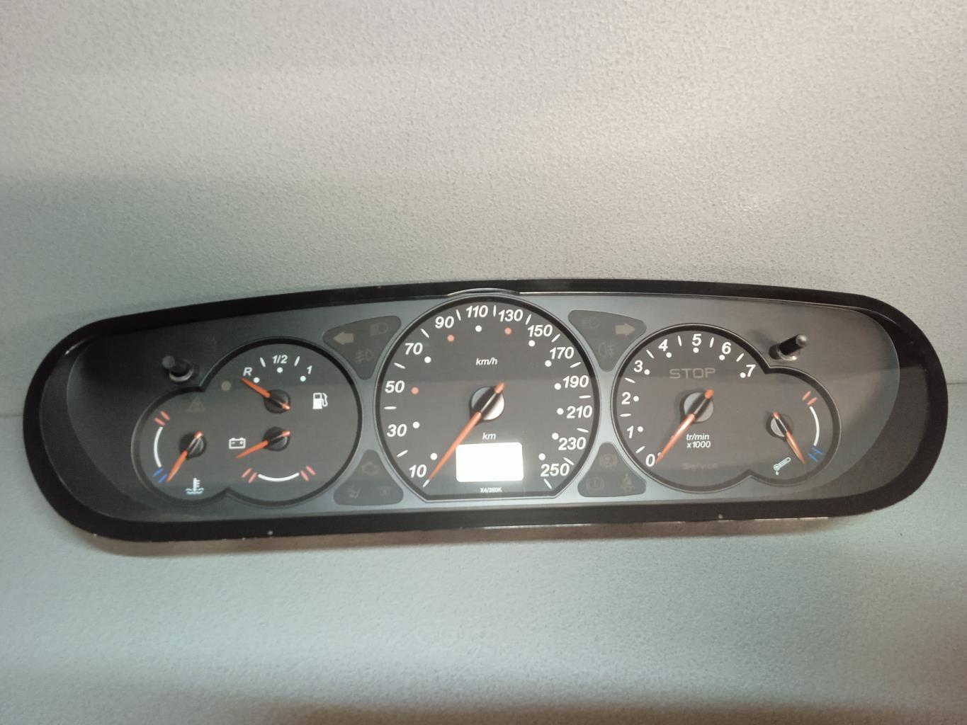 Compteur CITROEN C5 1 PHASE 1 Diesel - 1