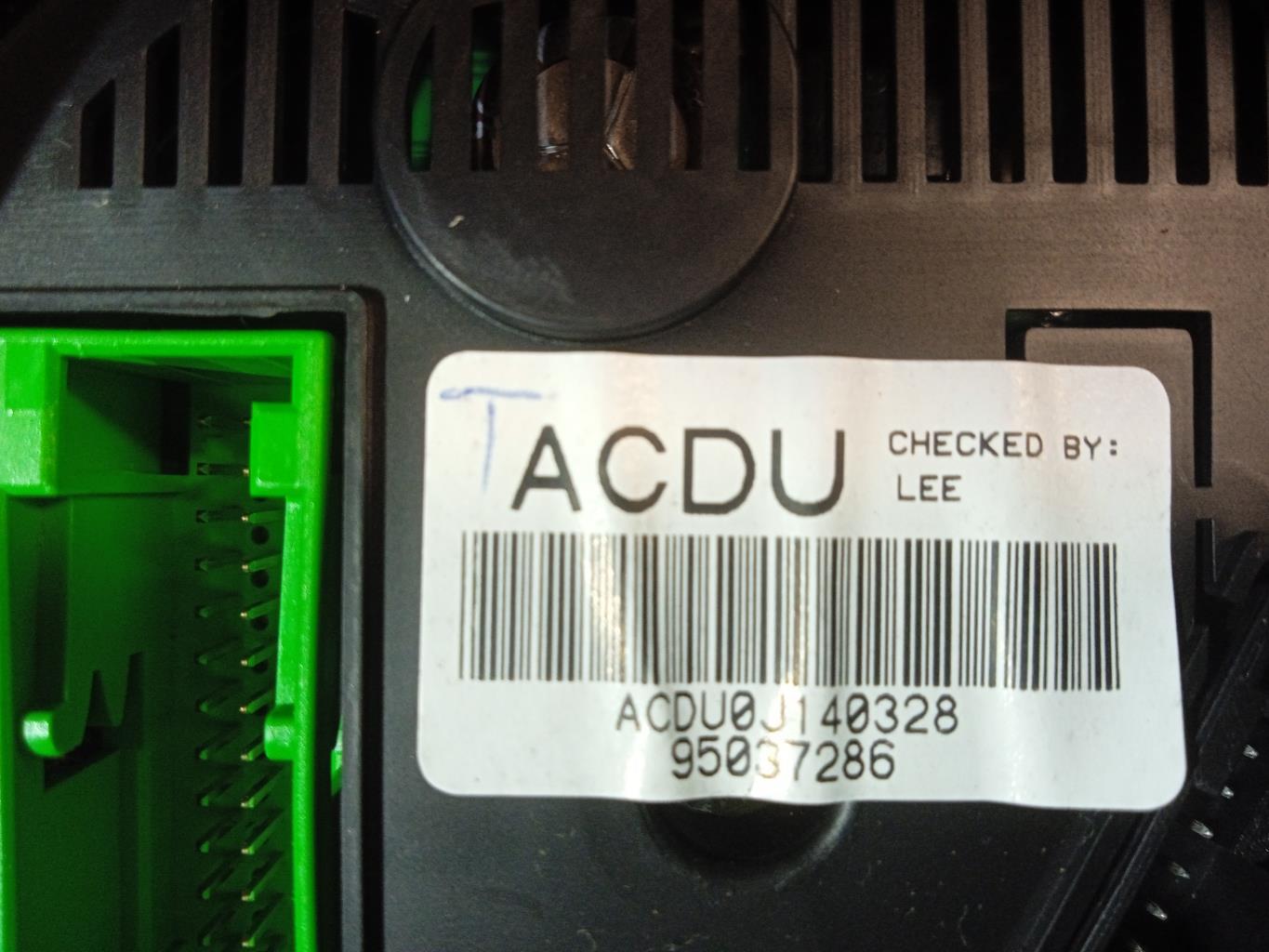 Compteur CHEVROLET SPARK Essence - 1