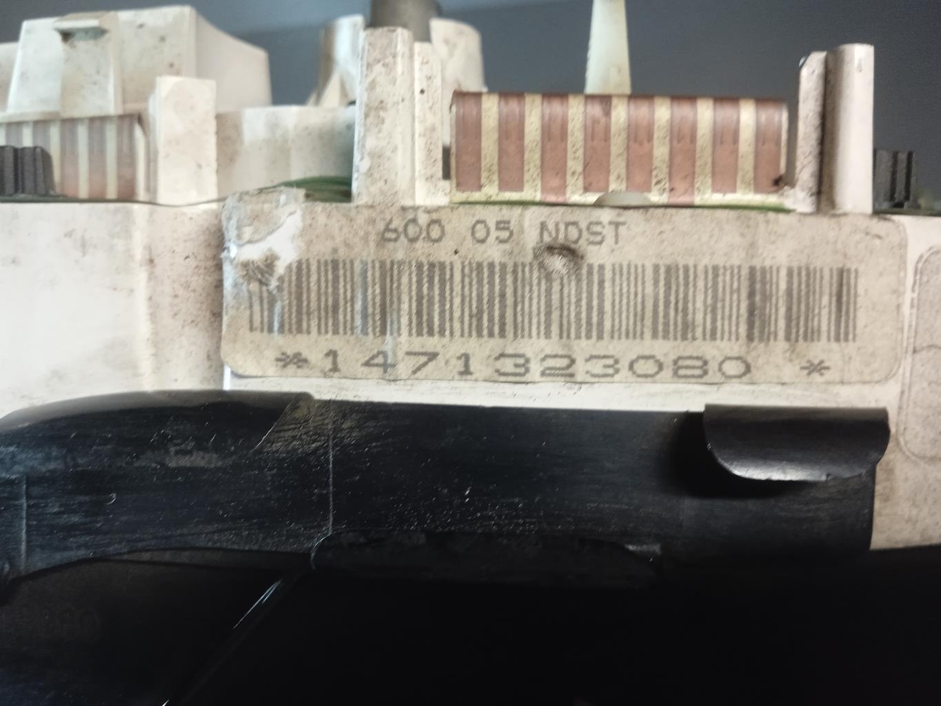 Compteur PEUGEOT 806 Essence - 1