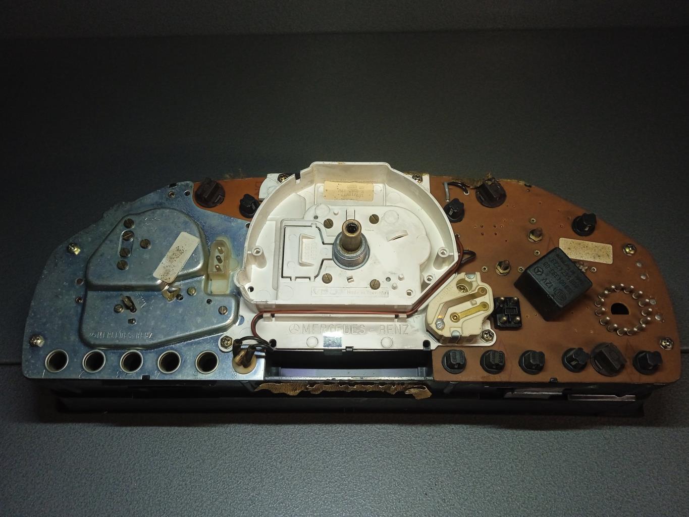 Compteur MERCEDES 220 W124 PHASE 1  - 1
