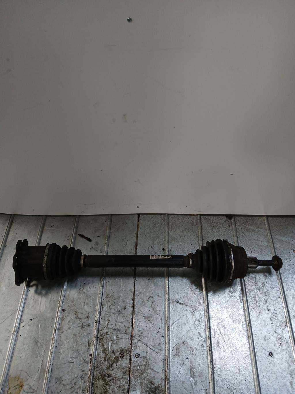Cardan droit (transmission) AUDI A4 2 AVANT PHASE 2 BREAK Diesel - 1