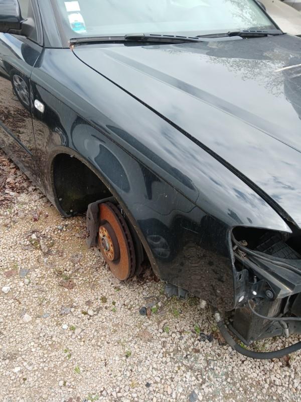 Aile avant droit AUDI A4 2 AVANT PHASE 2 BREAK Diesel - 1