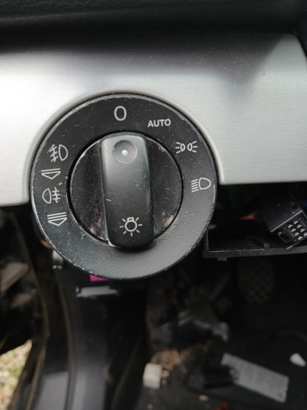 Commande de phare AUDI A4 2 AVANT PHASE 2 BREAK Diesel - 1