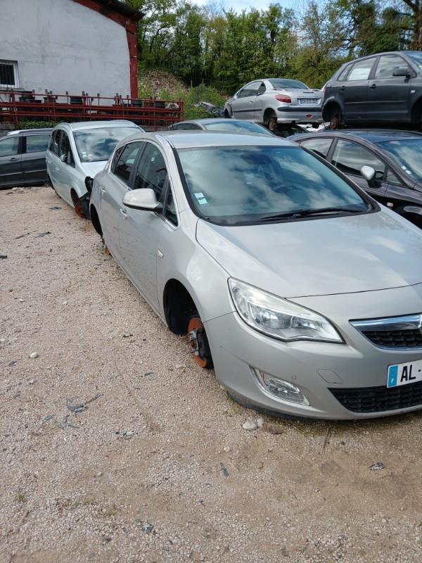 Train arriere complet OPEL ASTRA J PHASE 1 Diesel - 1