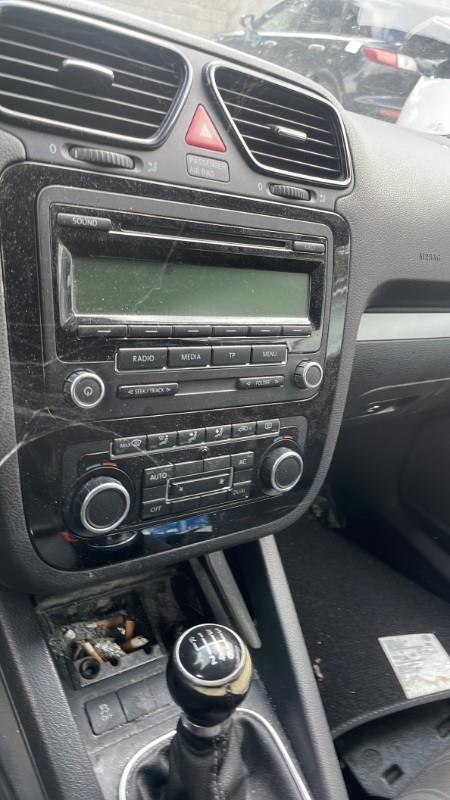 Autoradio d'origine VOLKSWAGEN SCIROCCO 3 PHASE 1 COUPE Diesel - 1