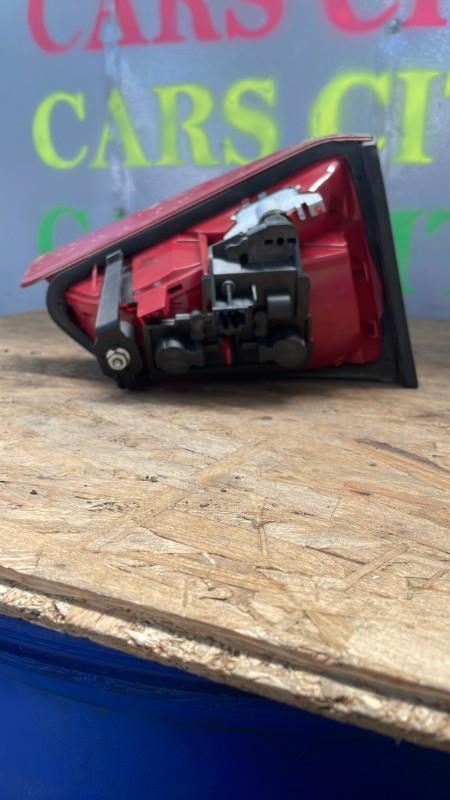 Feu arriere secondaire droit (feux) AUDI A4 3 PHASE 1 Diesel - 1