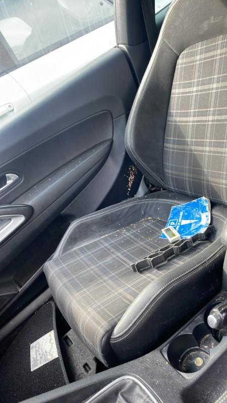 Siege avant droit VOLKSWAGEN SCIROCCO 3 PHASE 1 COUPE Diesel - 1