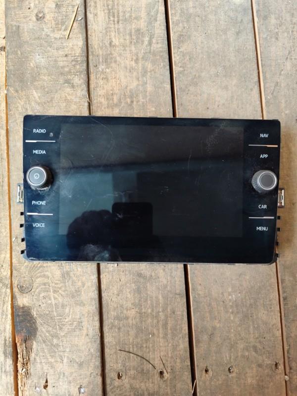 Ecran GPS VOLKSWAGEN PASSAT 7 PHASE 2 BREAK Essence - 1