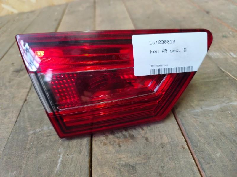 Feu arriere secondaire droit (feux) RENAULT CLIO 4 PHASE 1 Diesel - 1