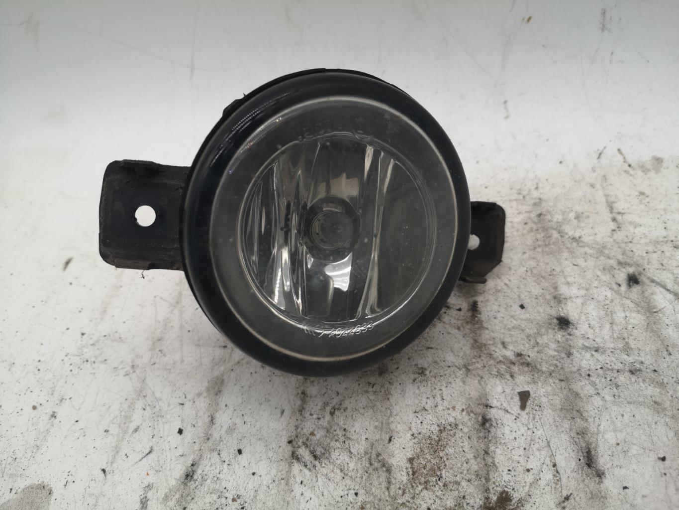 Anti brouillard droit (feux) RENAULT CLIO 2 PHASE 2 Essence - 1