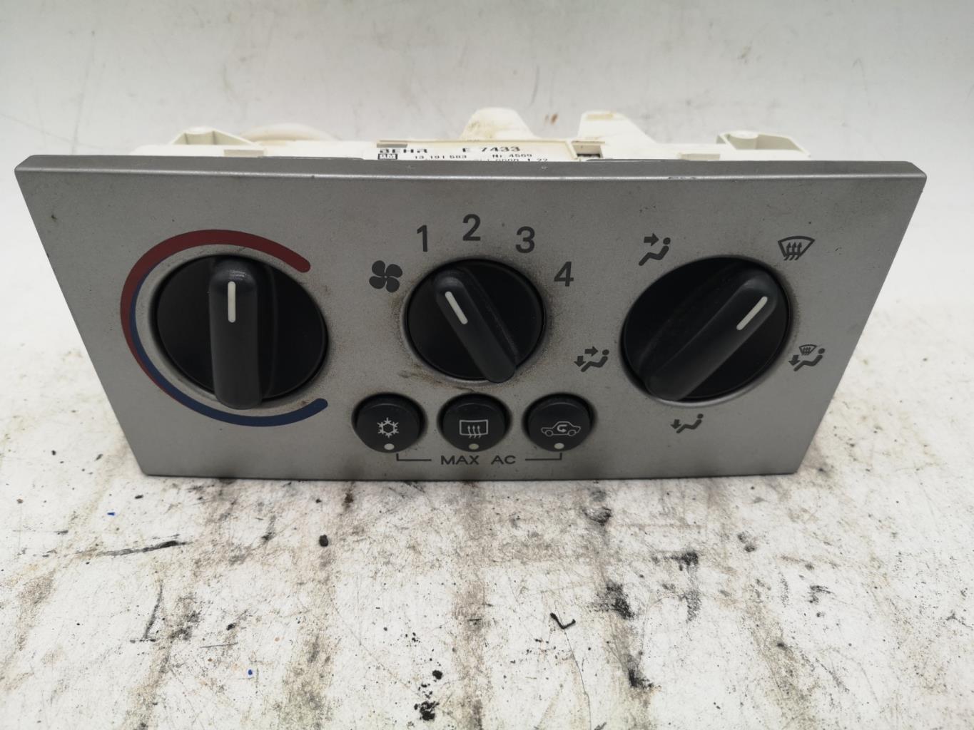 Commande chauffage OPEL MERIVA A PHASE 1 Essence - 1
