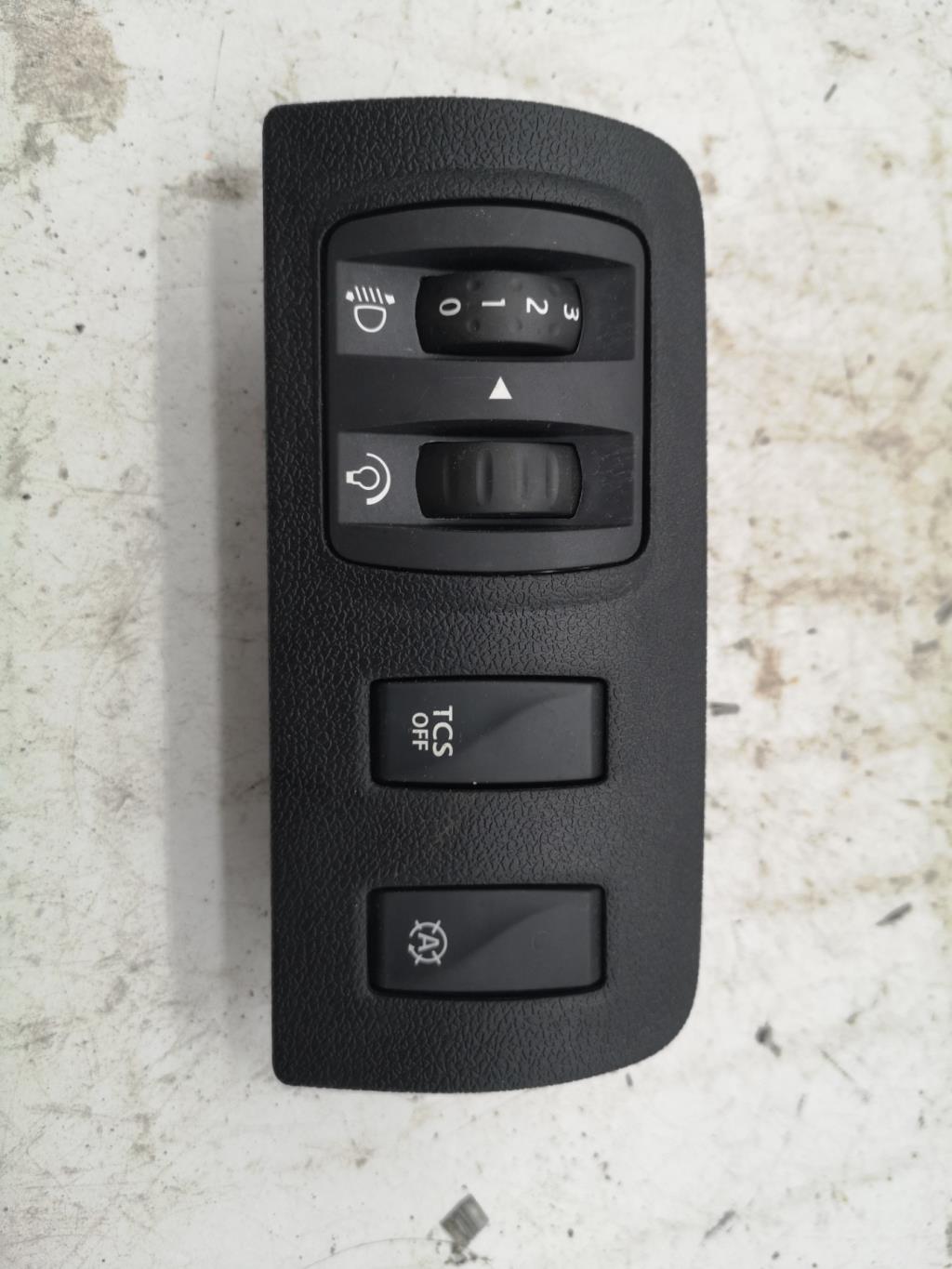 Commande de reglage hauteur de phare RENAULT SCENIC 3 PHASE 3 Essence - 1