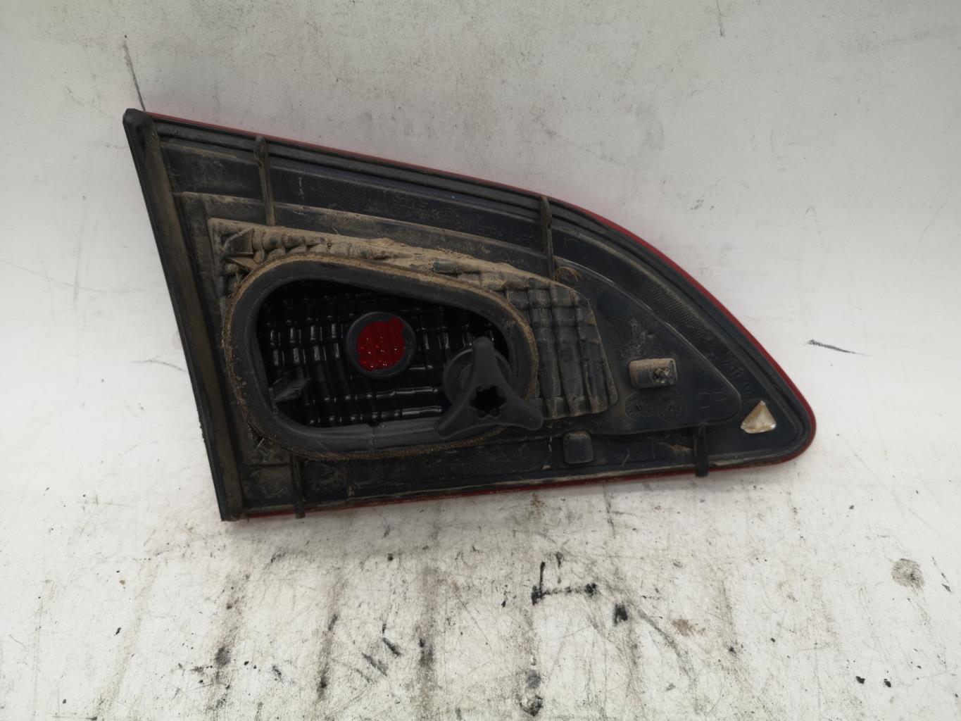 Feu arriere secondaire droit (feux) RENAULT SCENIC 3 PHASE 1 Diesel - 1