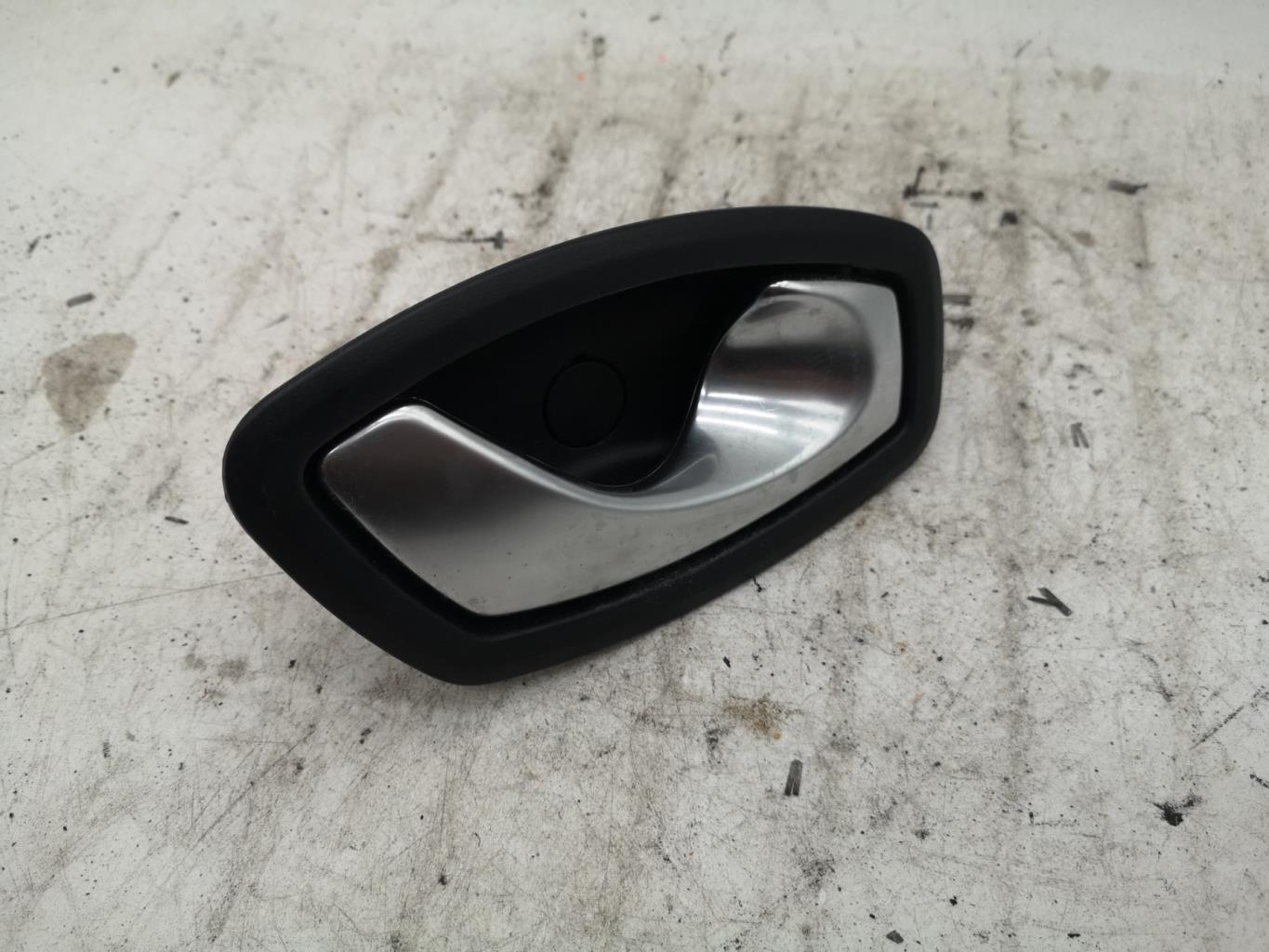Poignee interieur avant droit RENAULT CLIO 4 PHASE 1 Diesel - 1