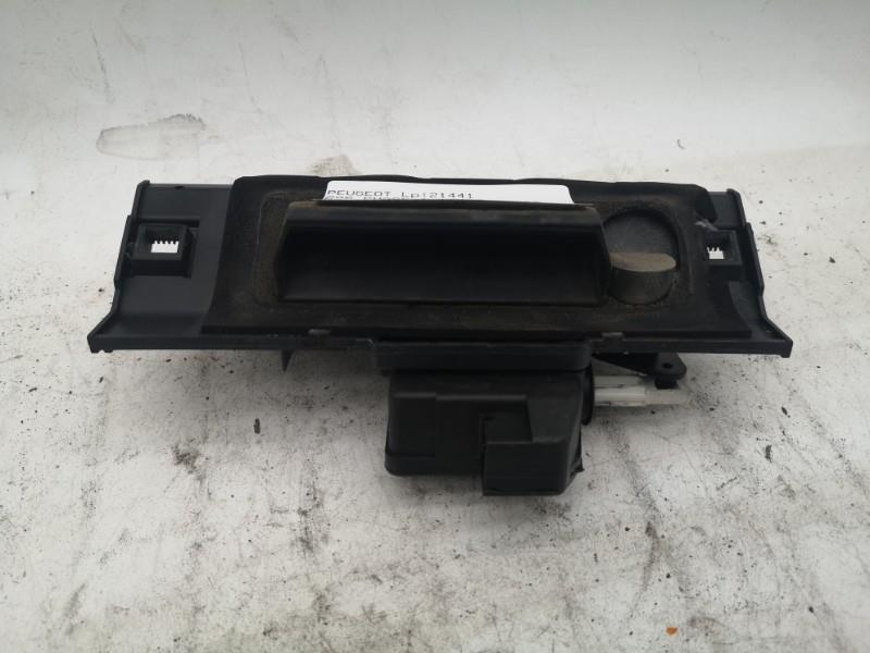 Bouton de coffre PEUGEOT 206 PHASE 1 Essence - 1
