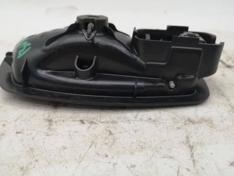 Poignee interieur avant gauche RENAULT MEGANE 3 PHASE 1 COUPE Diesel - 1