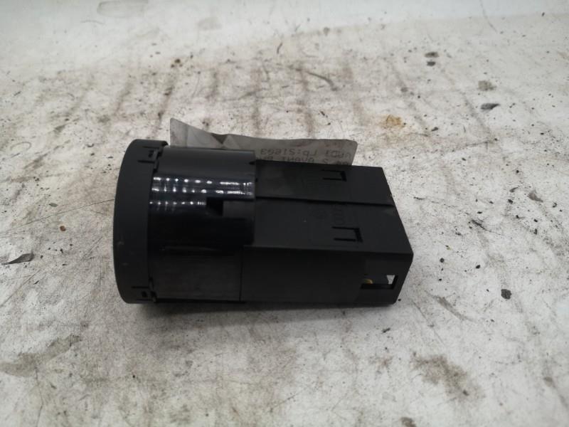 Commande de phare AUDI A4 2 AVANT PHASE 2 BREAK Diesel - 1