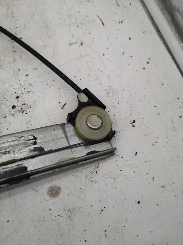 Leve vitre electrique avant gauche MAZDA 2 2 PHASE 1 Diesel - 1