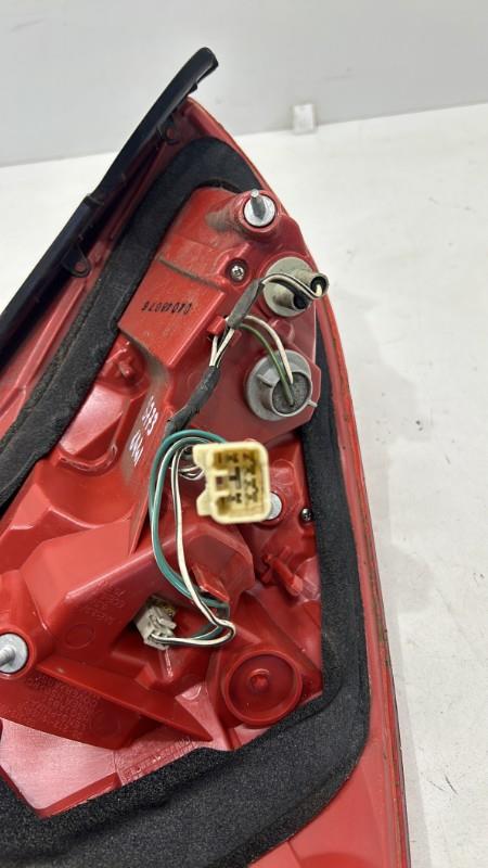 Fanale posteriore principale destro (luci) TOYOTA RAV4 3 PHASE 1 Diésel - 1