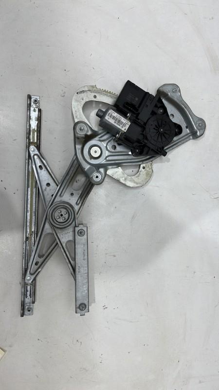 Alzacristalli elettrico posteriore destro RENAULT SCENIC 3 PHASE 1  - 1