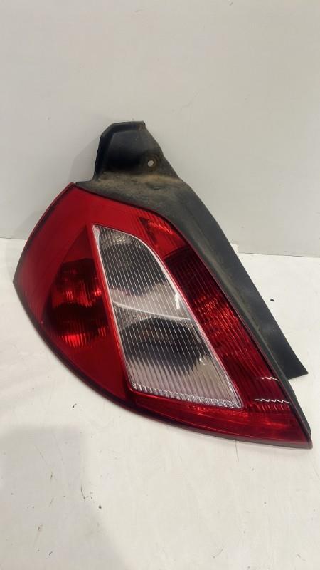 Fanale posteriore principale sinistro (luci) RENAULT MEGANE 2 PHASE 1 Diésel - 1