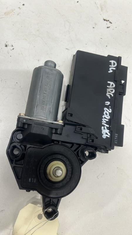Motore alzacristalli posteriore sinistro AUDI A4 2 PHASE 1 Diésel - 1