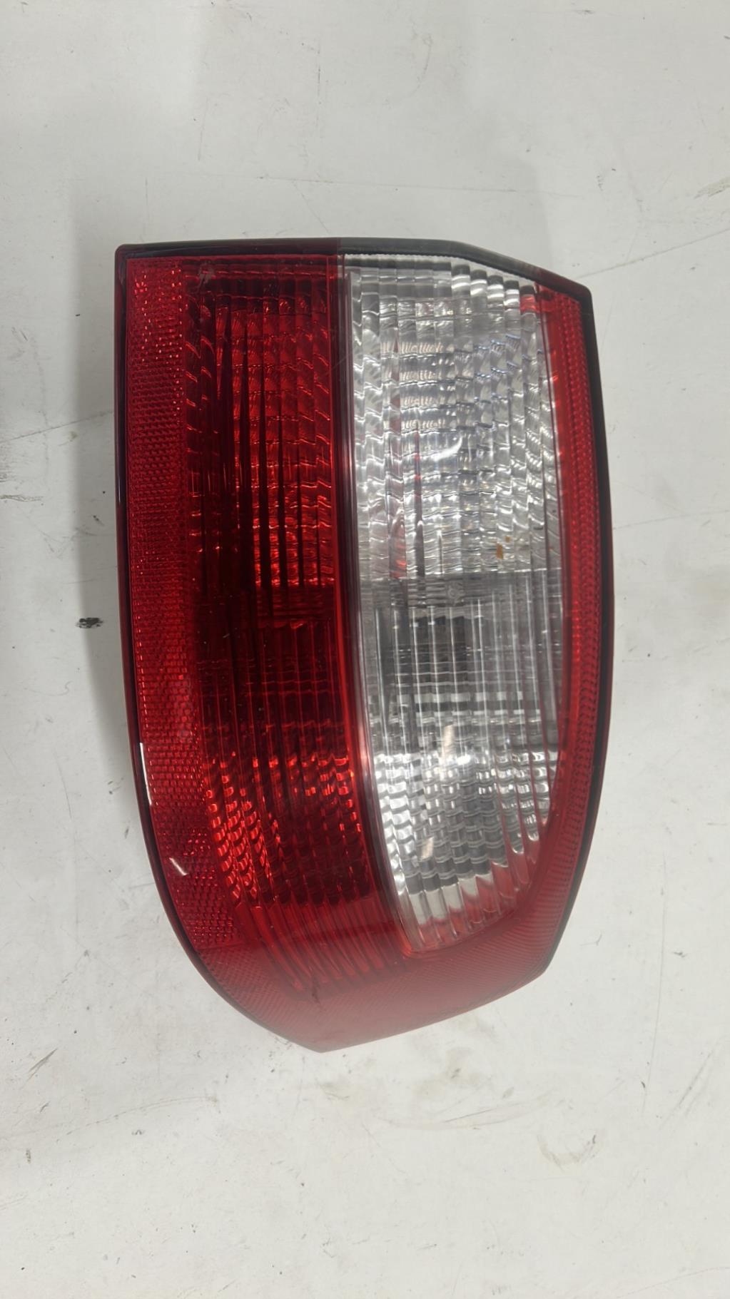 Fanale posteriore principale destro (luci) RENAULT LAGUNA 2 PHASE 1 Diésel - 1