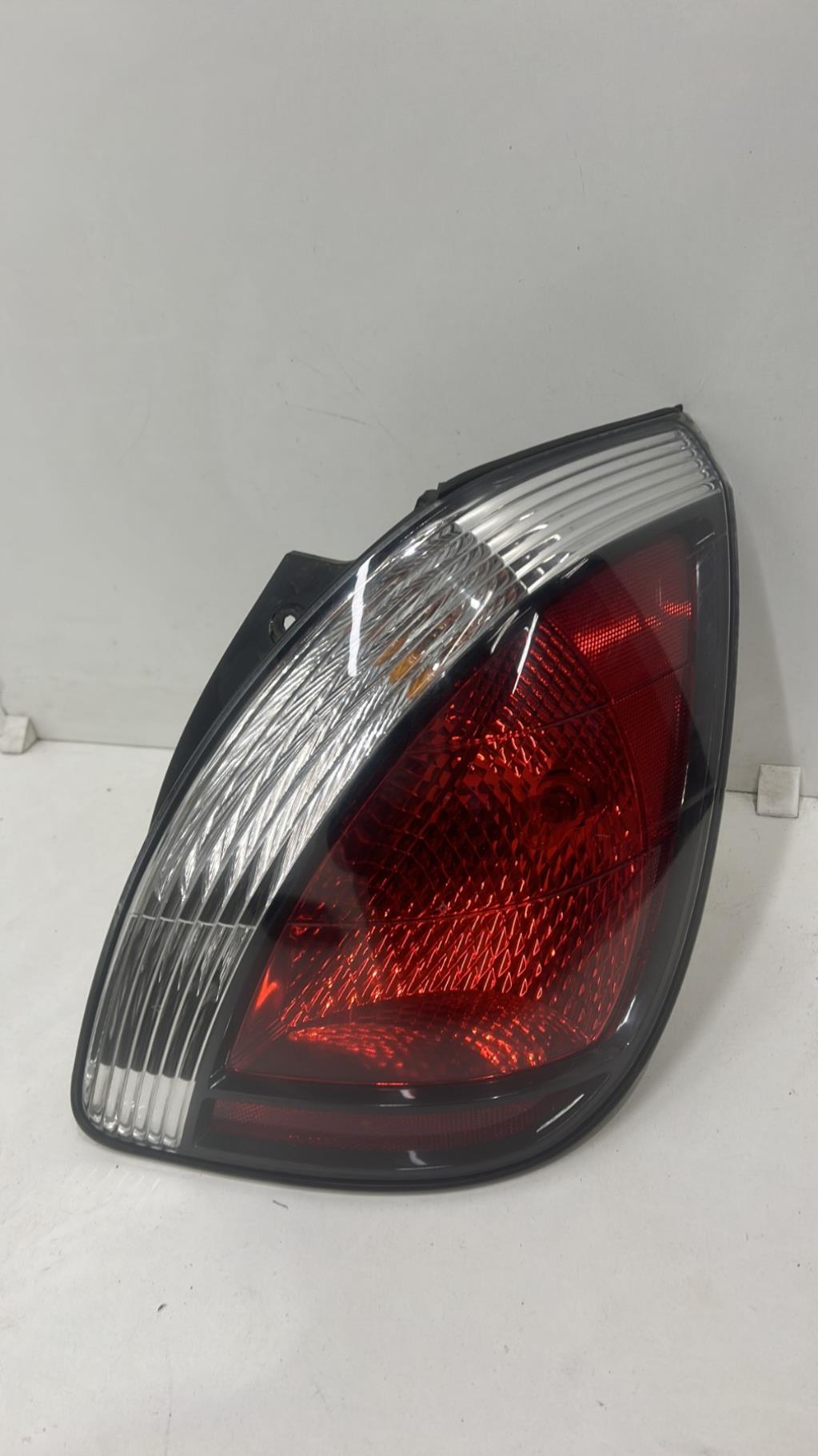 Fanale posteriore principale destro (luci) KIA RIO 2 PHASE 1 Gasolina - 1