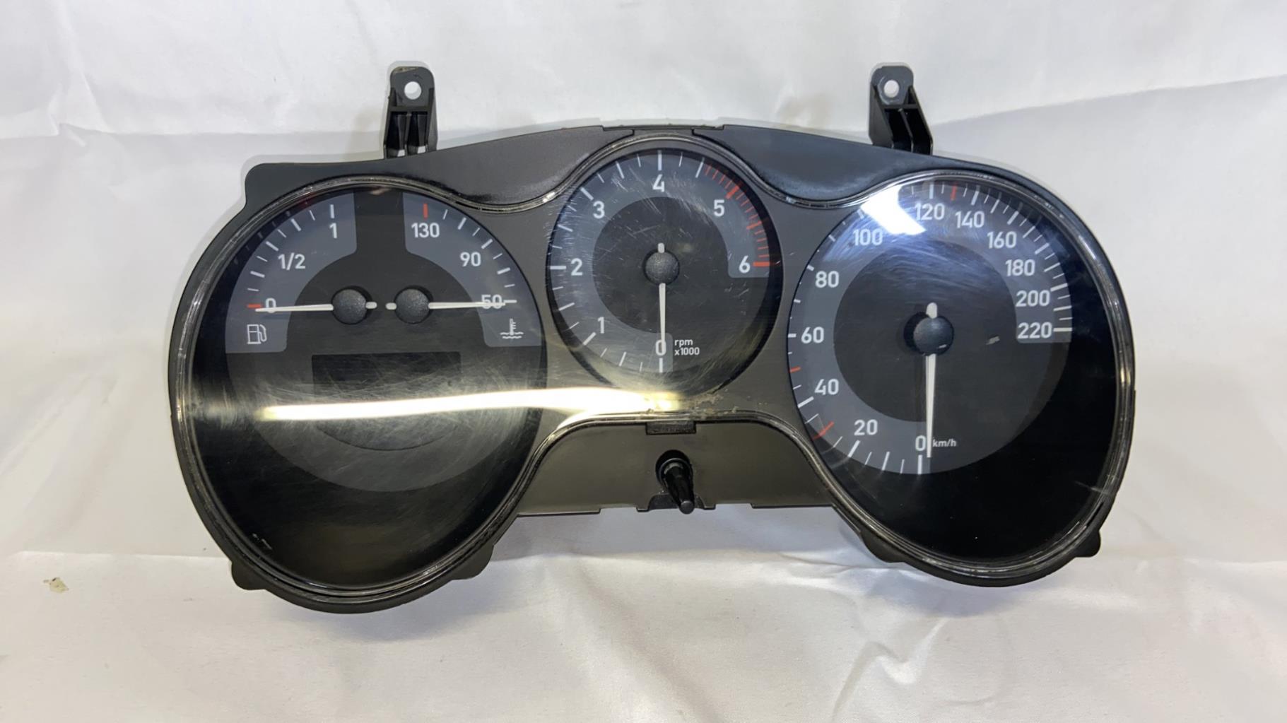 Compteur SEAT LEON 2 PHASE 1 Diesel - 1