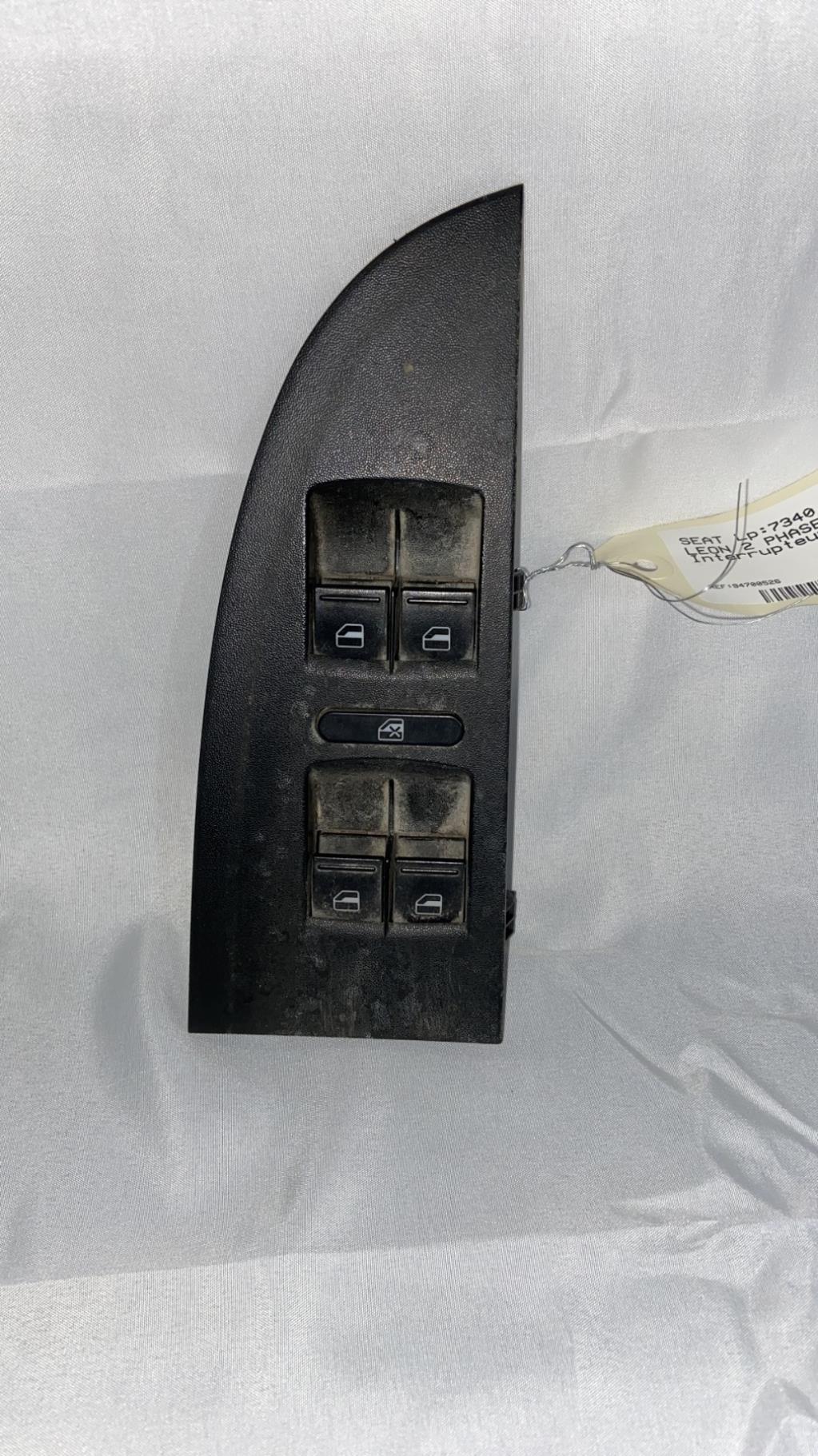 Interrupteur de leve vitre avant gauche SEAT LEON 2 PHASE 1 Diesel - 1
