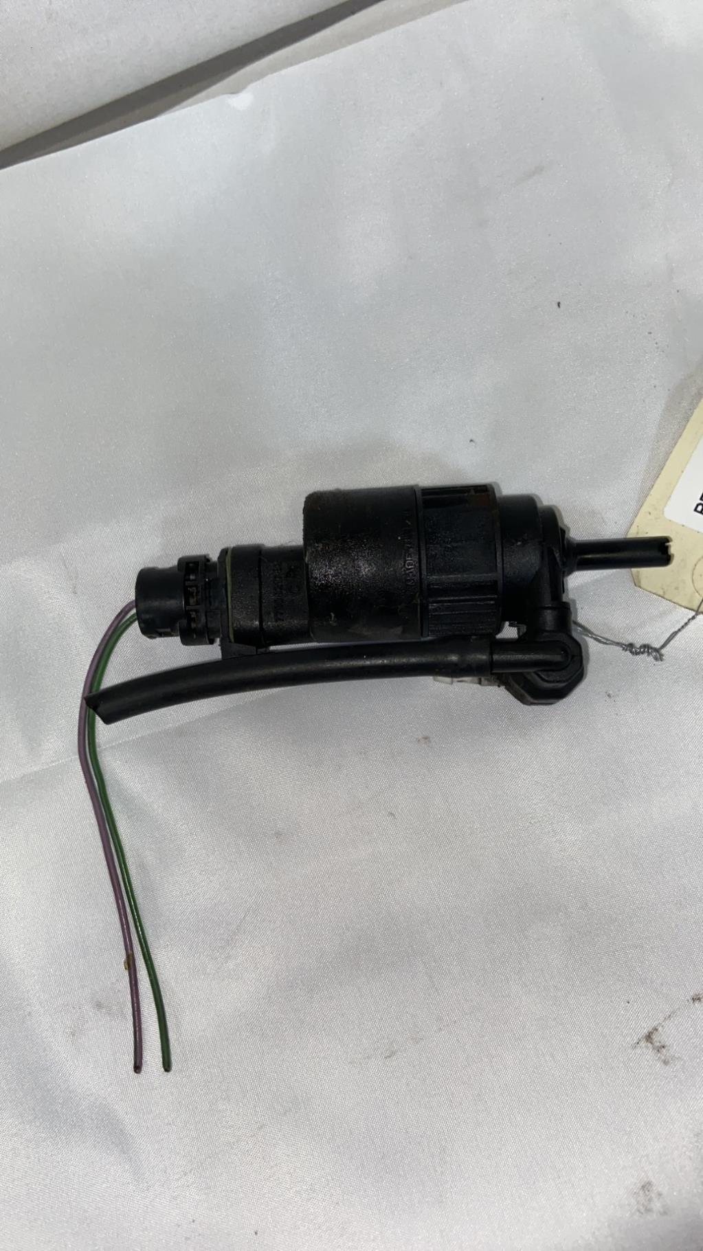 Pompe lave glace avant RENAULT TWINGO 1 PHASE 2 Essence - 1