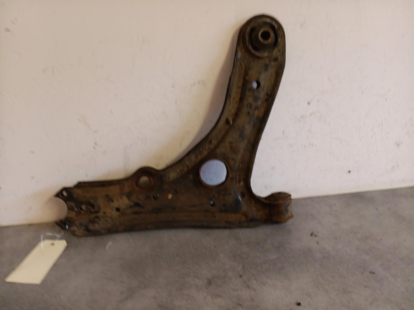 Triangle avant droit VOLKSWAGEN GOLF 3  - 1