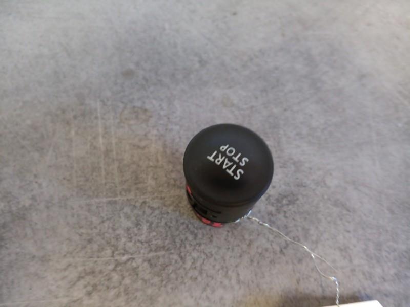 Bouton de demarrage RENAULT MEGANE 3 PHASE 2  - 1