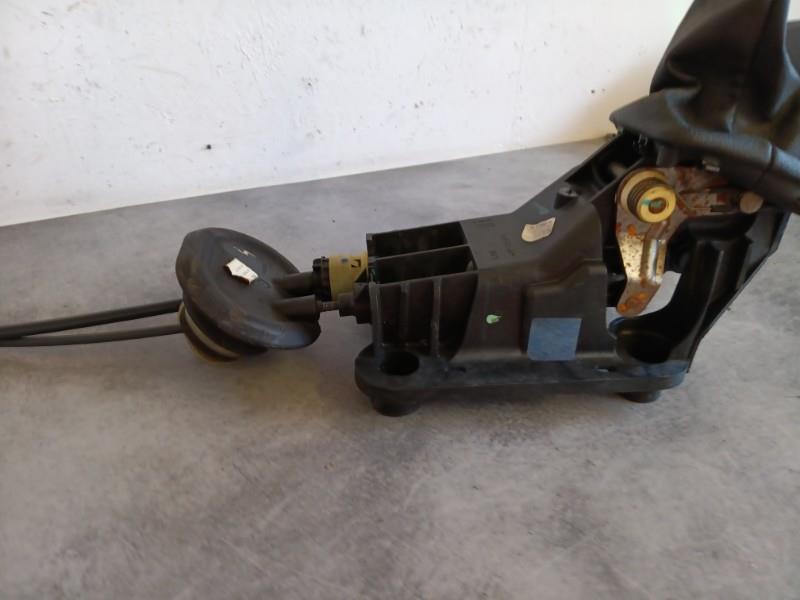 Levier de vitesses PEUGEOT 207  - 1