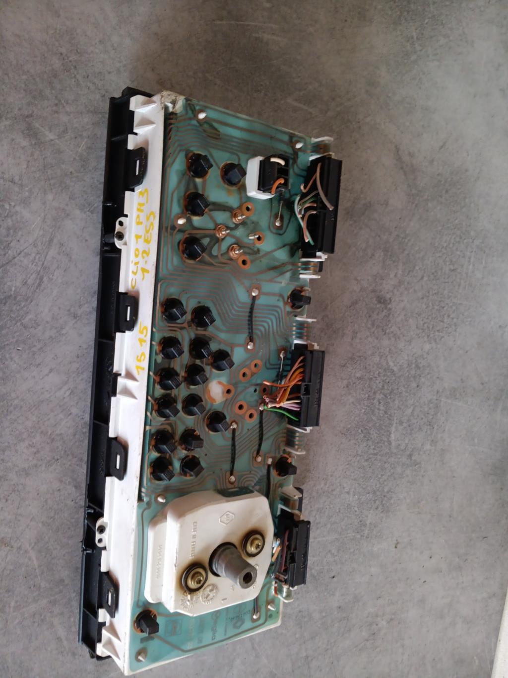 Compteur RENAULT CLIO 1  - 1