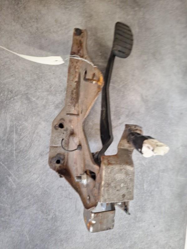 Pedale de frein RENAULT CLIO 3 PHASE 2  - 1