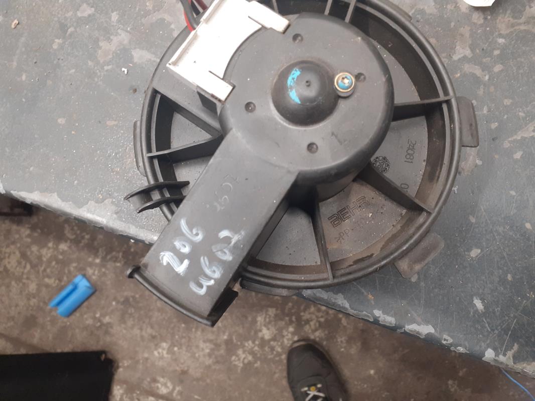 Moto ventilateur radiateur