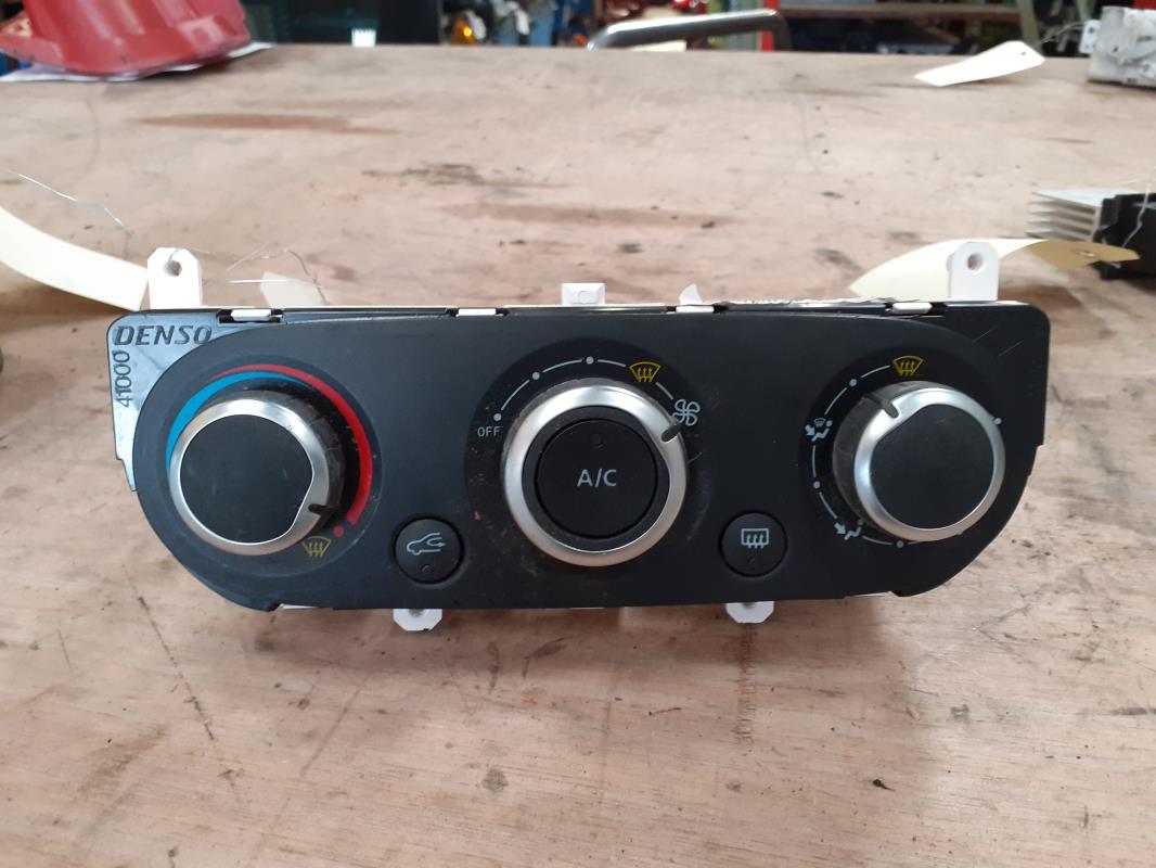 Commande chauffage RENAULT CLIO 4 PHASE 2 Essence - 1