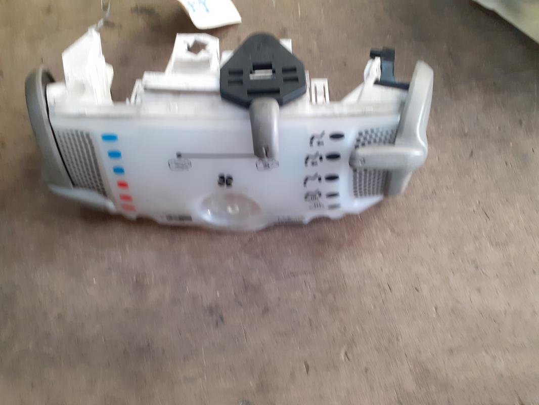 Commande chauffage TOYOTA AYGO 1 PHASE 2 Essence - 1