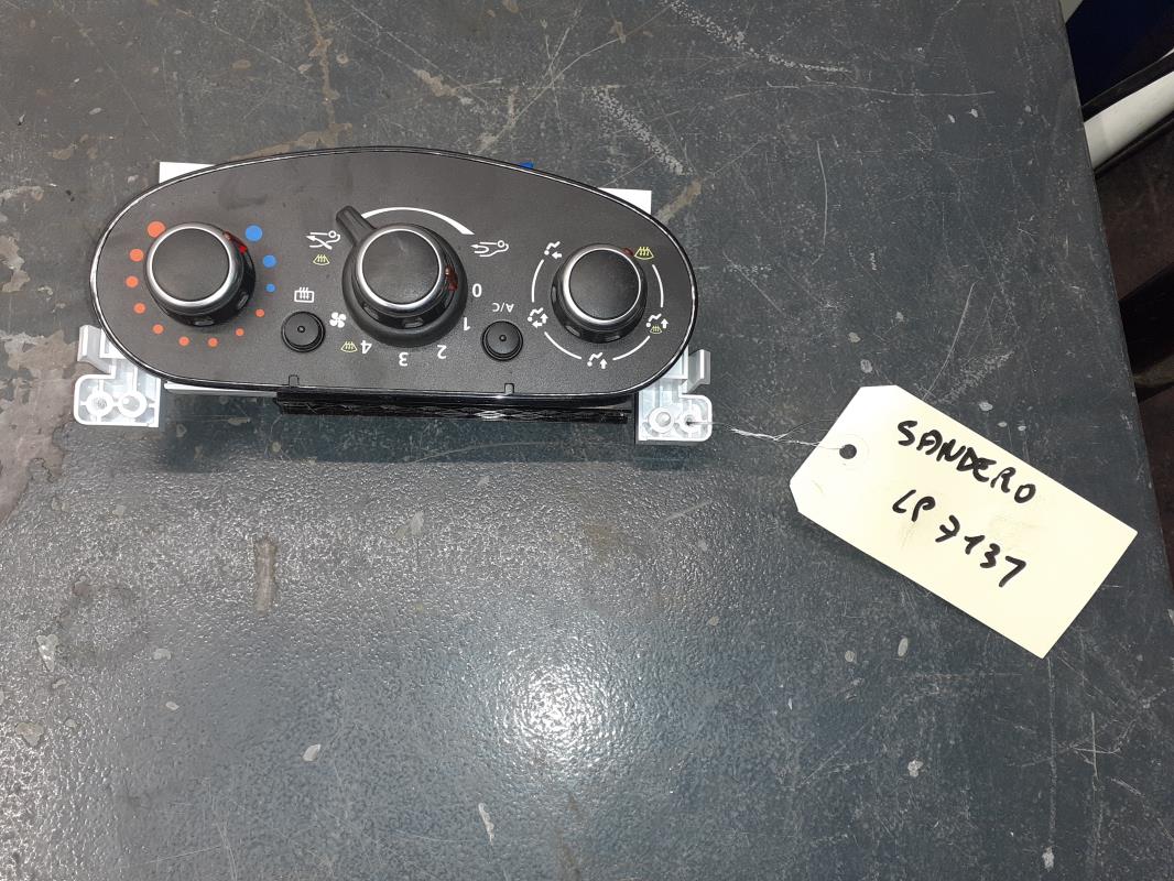 Commande chauffage DACIA SANDERO 2 PHASE 2 Essence - 1