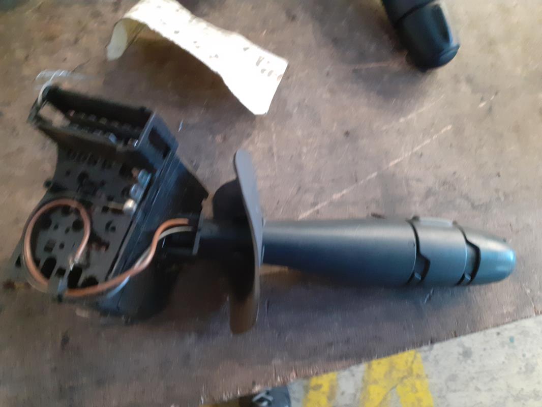 Commodo phare RENAULT MEGANE 1 PHASE 1 Essence - 1