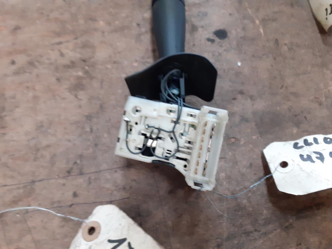 Commodo d'essuie glaces RENAULT CLIO 2 PHASE 2 Diesel - 1